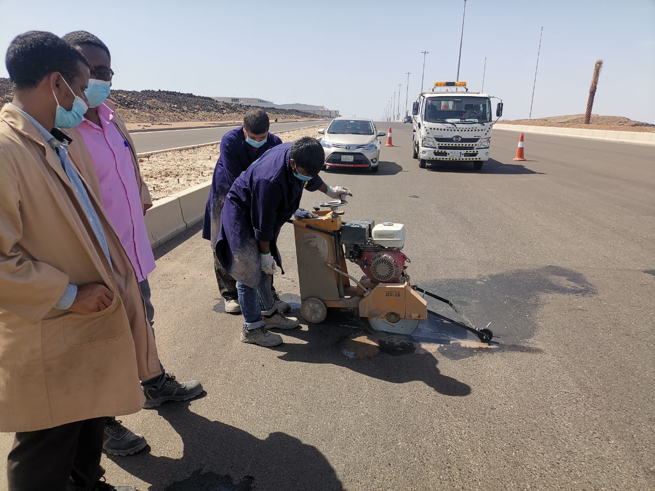 إجراء الاختبارات الحقلية والمعملية 